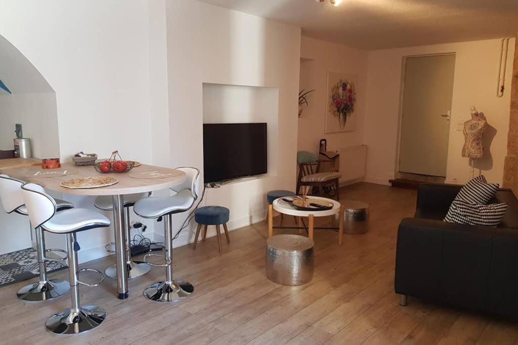 דירות Superbe Loft T4 De 96 M2 Au Coeur Périgueux מראה חיצוני תמונה
